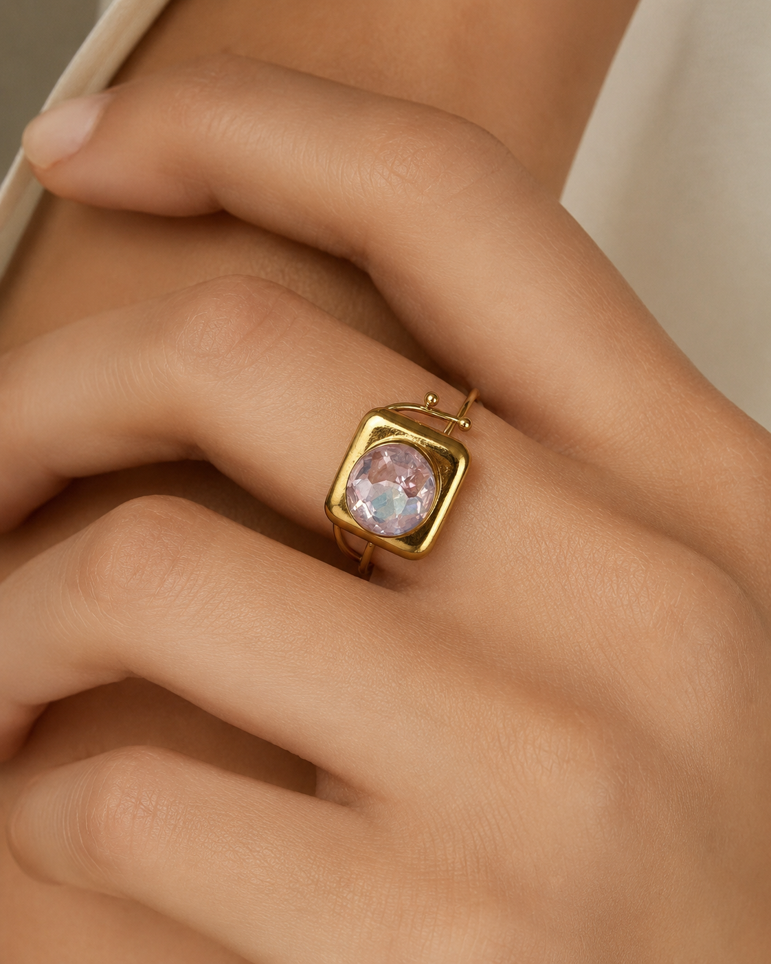Minimal Gold Statement Ring