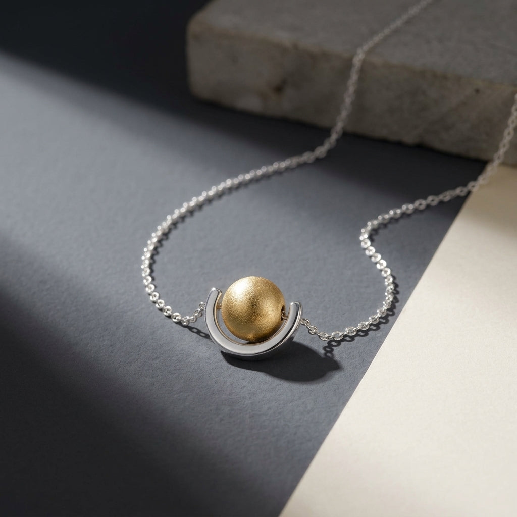 Two-Tone Pearl Pendant Necklace